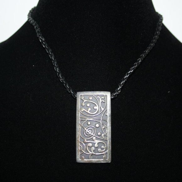 Beautiful black cord and silver necklace 14"